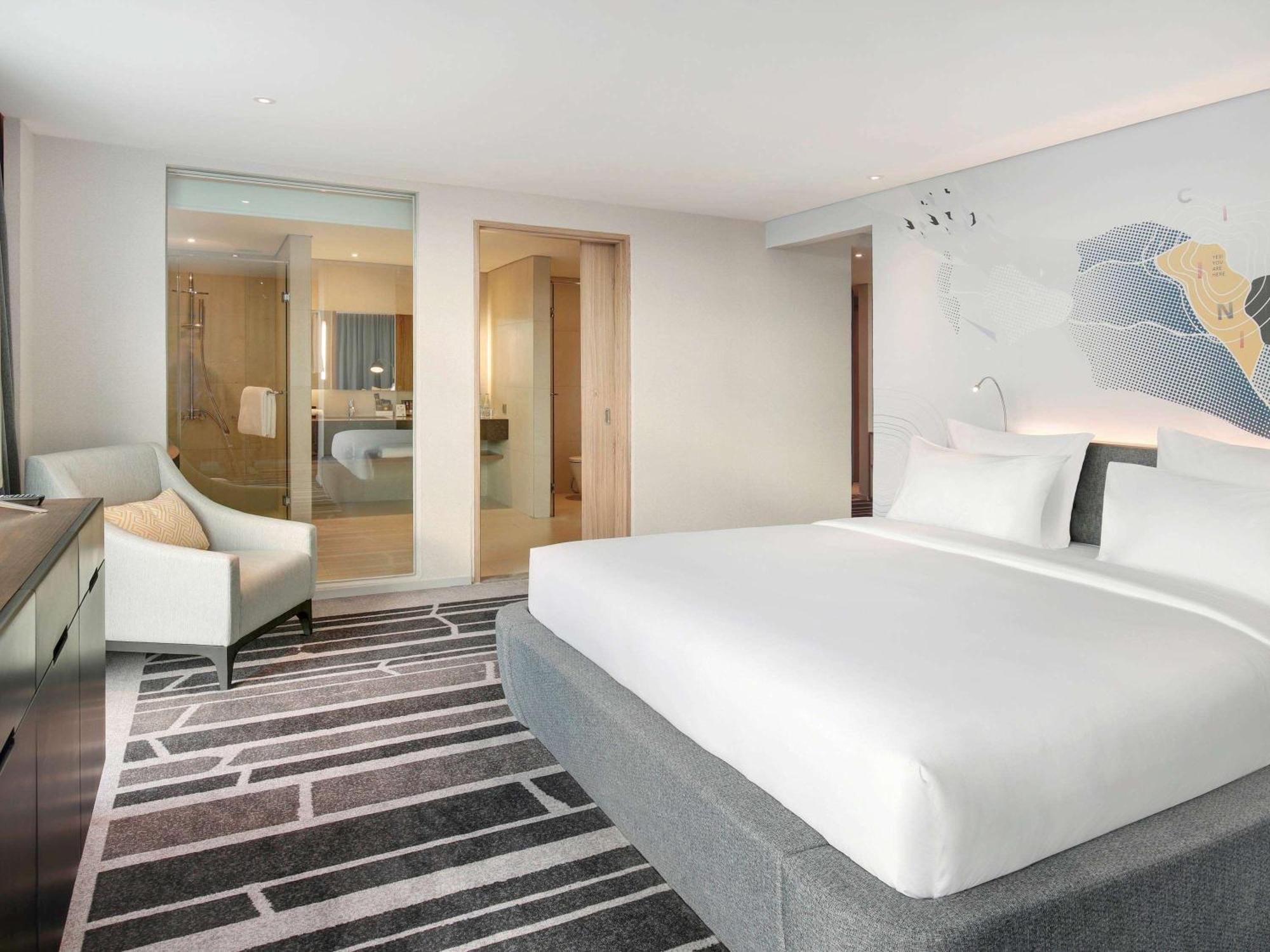 Novotel Jakarta Cikini Экстерьер фото